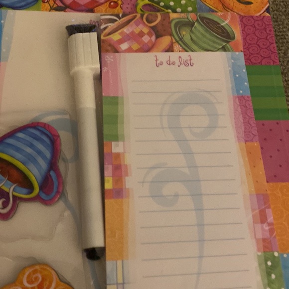NEW Whiteboard, Pen, To Do List Notepad & magnets set - Picture 4 of 4
